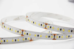 Лента 2835 120 led IP65 12V Теплый Белый 9,6 Вт/м Standart class